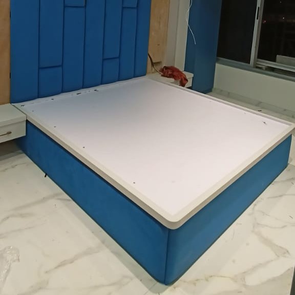 Bed Border with Mattress & HB