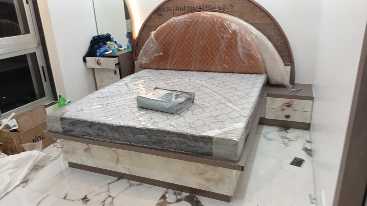 Bed Border with Mattress & HB